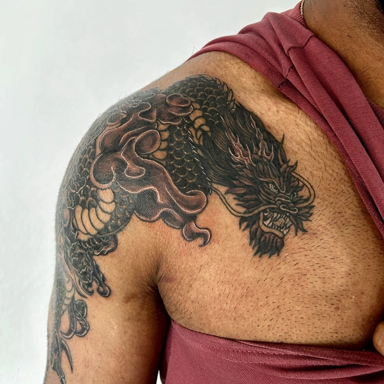Lara Tattoo 15