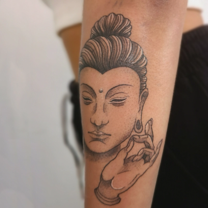 Tarryn Tattoo 16
